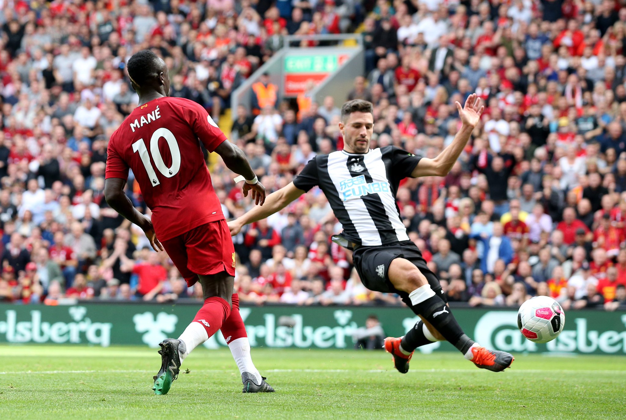 季中展现出 季中展现出