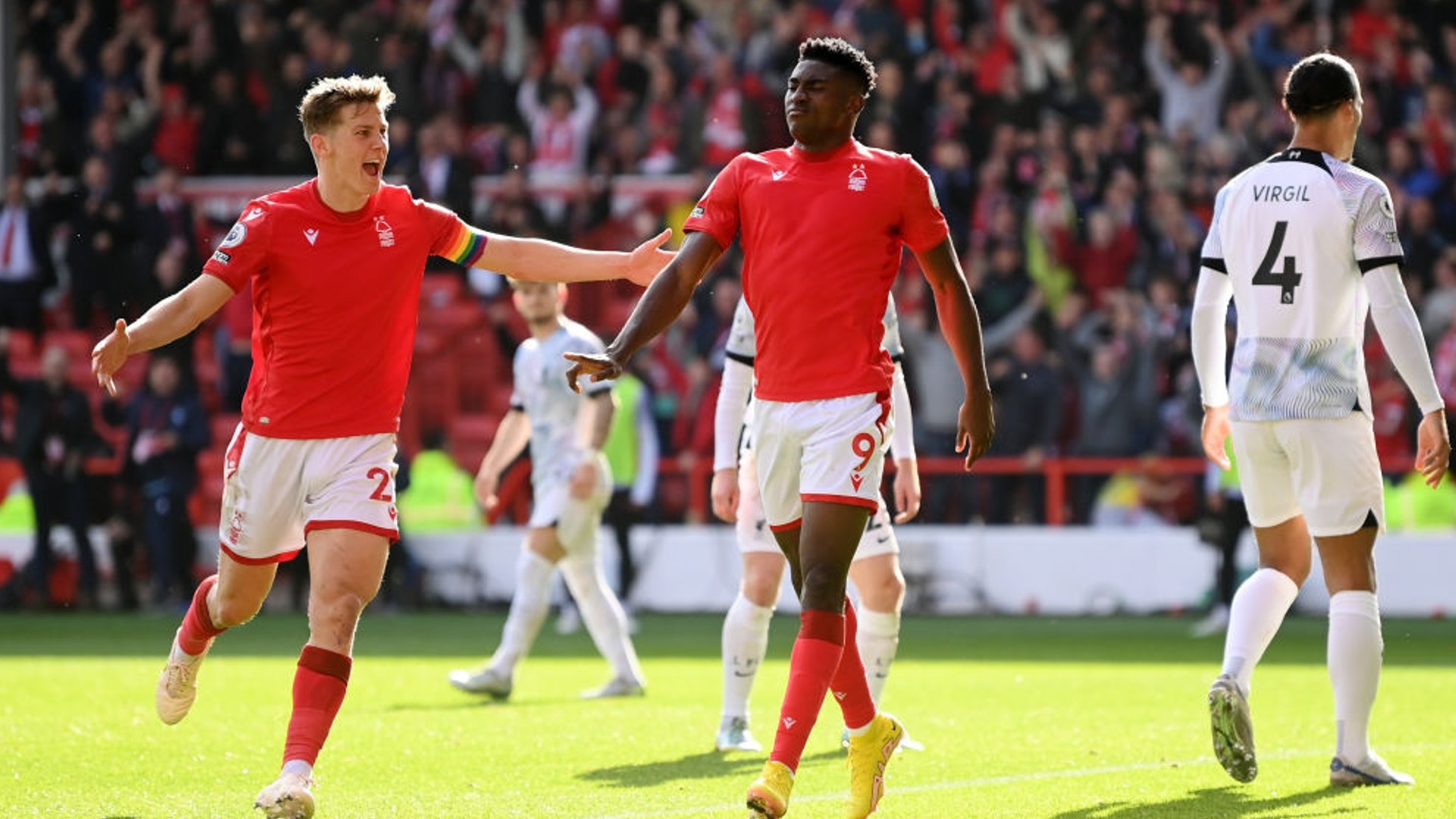 一个富有创 一个富有创