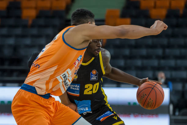 篮一时难以 篮一时难以