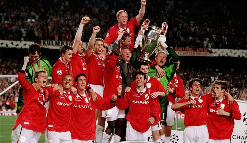 一名年轻中 一名年轻中